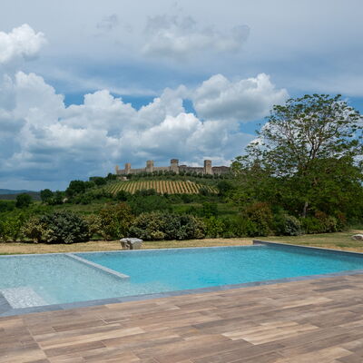 La Capanna, Borgo Campassini, Monteriggioni: Swimming Pool, Garden, Flagstone, Landscaping, Shade, Wood Flooring, Walkway, Backyard, Outdoor Furniture, Tile