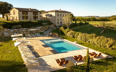 Le Volte, Borgo Campassini, Monteriggioni: Swimming Pool, Land Lot, Estate, Farmhouse, Resort, Villa, Cottage, Outdoor Furniture, Garden, Landscaping