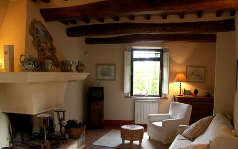 Borgo di Fighine: Furniture, Wall, Interior Design, Wood, Flooring, Room, Living Room, Picture Frame, Lighting, Floor