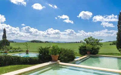 Villa Il Serraglio: Swimming Pool, Garden, Shrub, Estate, Land Lot, Landscaping, Lawn, Farmhouse, Hacienda, Villa