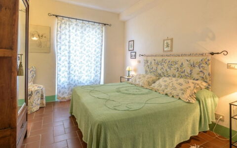 Podere del Mezzadro: Furniture, Interior Design, Bed, Bedroom, Bed Sheet, Flooring, Bedding, Floor, Linens, Room