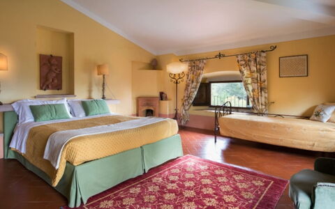 Villa Bel Monte: Furniture, Interior Design, Flooring, Room, Ceiling, Table, Floor, Textile, Chair, Lighting