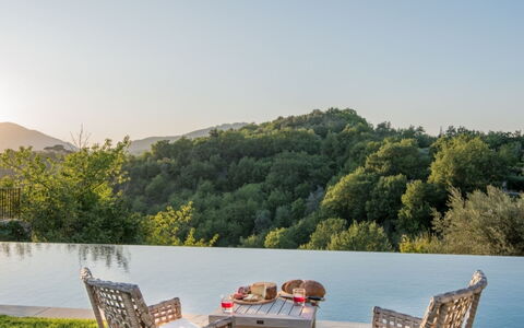 Villa Ugo: Natural Landscape, Hill, Hill Station, Mountain Range, Outdoor Furniture, Garden, Chair, Eco Hotel, Valley, Landscaping