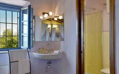 Villa Ginevra: Wall, Interior Design, Bathroom Sink, Plumbing Fixture, Light Fixture, Ceiling, Lighting, Home, Bathroom, Floor