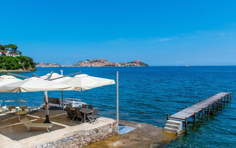 Terrazza Dell'Elba: Blue, Water, Body Of Water, Horizon, Coastal And Oceanic Landforms, Coast, Sea, Lake, Ocean, Resort