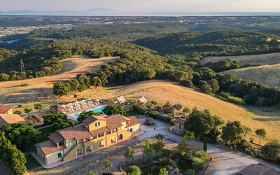 Accommodation:&nbsp;Le Debbiare 500.12