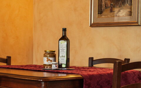 Il Roseto: Furniture, Interior Design, Flooring, Table, Floor, Brown, Kitchen & Dining Room Table, Chair, Dining Room, Room