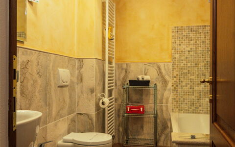 Il Noceto: Flooring, Wall, Plumbing Fixture, Interior Design, Floor, Bathroom, Bathroom Sink, Sink, Tap, Ceiling