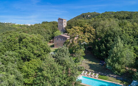 Villa Linchiano: Landscape, Rural Area, Estate, Garden, Plantation, Eco Hotel, Hacienda, Castle