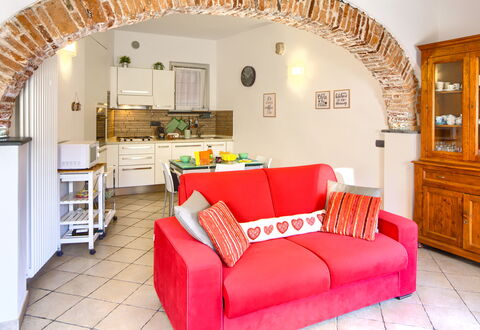 Ca Du Checcu: Furniture, Interior Design, Wall, Couch, Flooring, Ceiling, Room, Table, Floor, Living Room