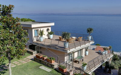 Villa Contemporary Blue