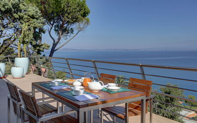 Villa Contemporary Blue