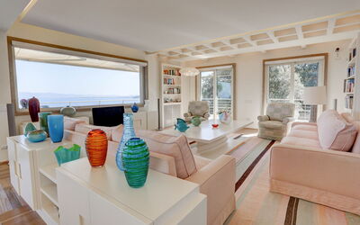 Villa Contemporary Blue