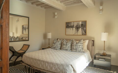 Town House Garden: Furniture, Bed, Interior Design, Bedroom, Floor, Flooring, Wall, Bedding, Bed Sheet, Wood