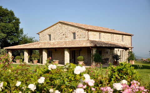 Podere Bella Vista: House, Home, Cottage, Roof, Farmhouse, Door, Estate, Garden, Villa