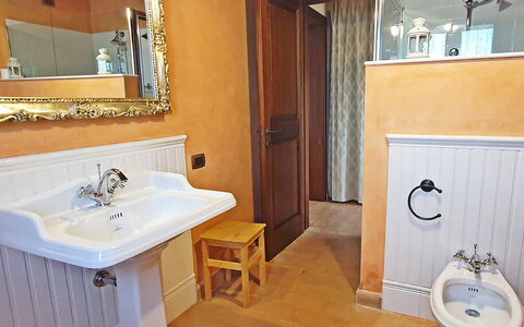 Santa Barbara: Bathroom Sink, Plumbing Fixture, Bathroom, Sink, Flooring, Interior Design, Wood, Tap, Floor, Mirror