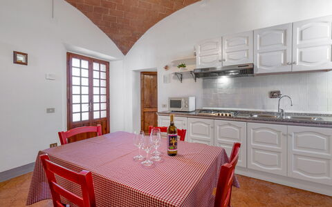 Accommodation:&nbsp;Rustico Apartment With Pool, Casole D'elsa