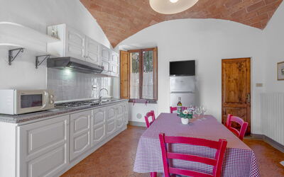 Accommodation:&nbsp;Rustico Apartment With Pool, Casole D'elsa