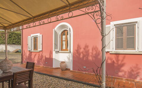 Casa Michela Casalguidi, Garden, Wifi: Molding, Paint, Houseplant, Flowerpot, Wood Stain, Awning, Plaster, Home Door, Balcony