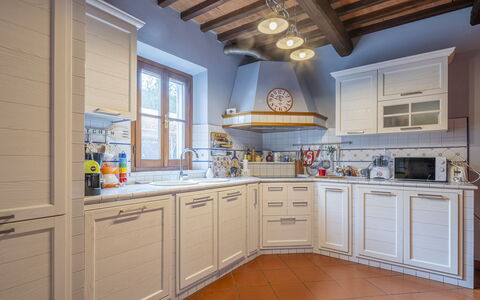 Casa Michela Casalguidi, Garden, Wifi: Kitchen, Wood, Interior Design, Cabinetry, Furniture, Flooring, Countertop, Home, Kitchen Appliance, Major Appliance