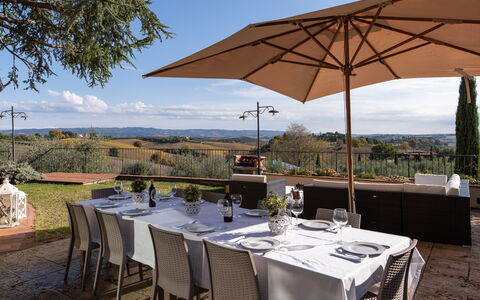 Villa L'elsa Beautiful Country Home With View: Furniture, Tableware, Table, Food, Chair, Barware, Stemware, Restaurant, Drinkware
