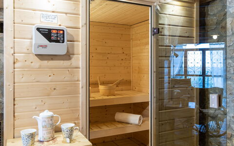 Villa L'elsa Beautiful Country Home With View: Wood, Interior Design, Flooring, Room, Floor, Ceiling, Wood Stain, Hardwood, Chair