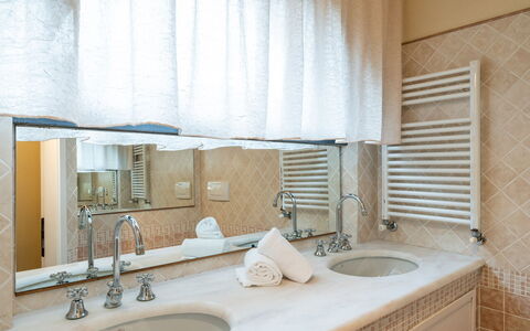 Dimora Di Castroncello: Interior Design, Wall, Plumbing Fixture, Flooring, Floor, Bathroom, Bathroom Sink, Sink, Tap, Mirror