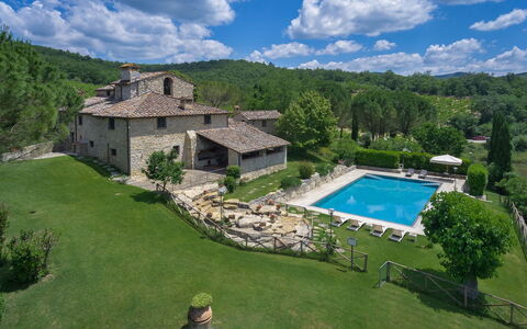 La Dimora del Chianti Dimora: Stunning Tuscan Vill: Swimming Pool, Estate, Resort, Villa, Thermae, Farmhouse, Eco Hotel, Hacienda, Landscaping, Mansion