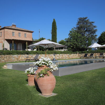 Villa Petrosa: Your Private Escape Overlooking the