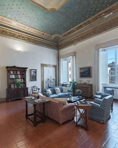 Elegant Suite: Florence Apartment with View on Med