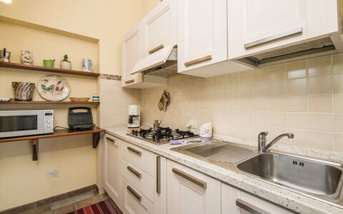 Casa Lavanda, Ac, Wifi, Narni: Kitchen Appliance, Kitchen, Countertop, Major Appliance, Cabinetry, Wood, Interior Design, Kitchen Stove, Kitchen Sink, Flooring