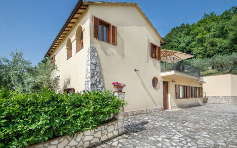 Casa Alloro, Ac, Wifi, Narni: House, Residential Area, Home, Door, Cottage, Estate, Garden, Landscaping, Balcony, Hacienda
