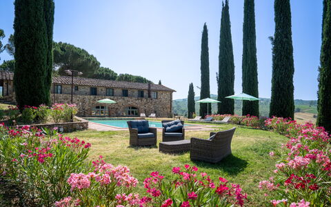 Passignano: Garden, Landscaping, Villa, Evergreen