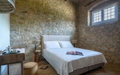 Accommodation:&nbsp;Relais Badia a Passignano - Appartamento Pinot Gri