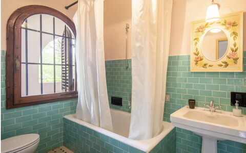 Villa Albertina: Bathroom, Wall, Plumbing Fixture, Interior Design, Flooring, Floor, Tap, Tile, Plumbing, Bathtub