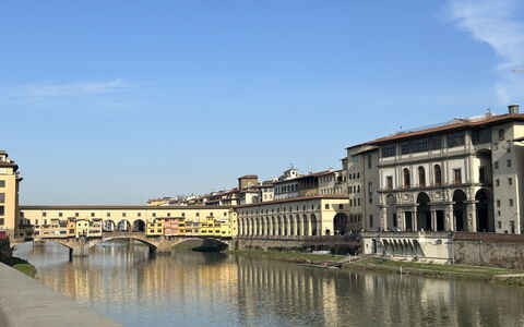San Cristofano Blu Apartment Santa Croce, Florence: Water, Water Resources, Body Of Water, Waterway, Watercourse, Channel, Bridge, City, Canal, Architecture