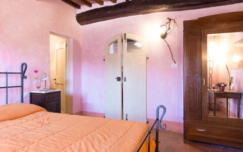 Accommodation:&nbsp;Lilla