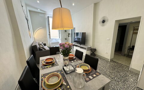 Il Cervo In Città: Interior Design, Flooring, Floor, Furniture, Room, Lighting, Ceiling, Living Room, Apartment, Chair