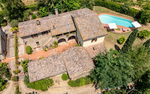 Casa La Cedrina, Pool, Lornano: House, Architecture, Home, Farmhouse, Estate, Cottage, Hacienda, Villa, Garden, Mansion