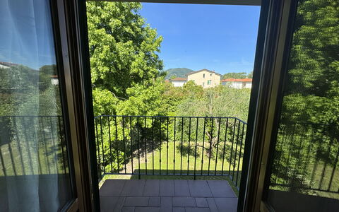 Dependance Egle: Balcony, Fence, Handrail, Porch, Baluster