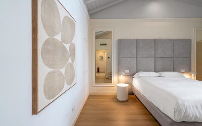 Accommodation:&nbsp;Deservi Elegant Apt. Machiavelli