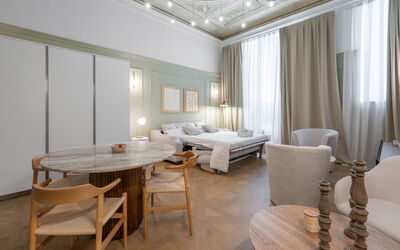 Accommodation:&nbsp;Deservi Elegant Apt. Donatello