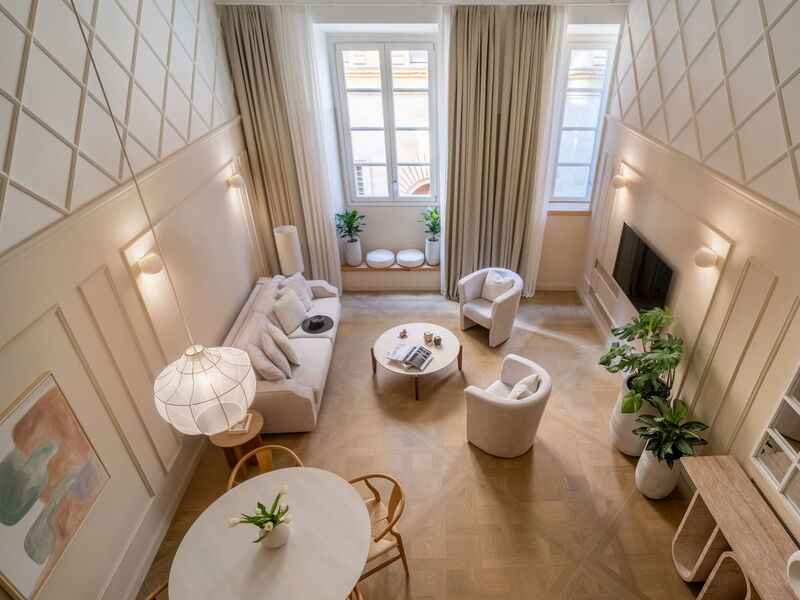 Accommodation:&nbsp;Deservi Elegant Apt. Michelangelo