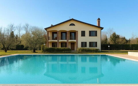Villa Diamante: Swimming Pool, Resort, Estate, Farmhouse, Hacienda, Villa, Eco Hotel, Water Feature, Mansion, Landscaping