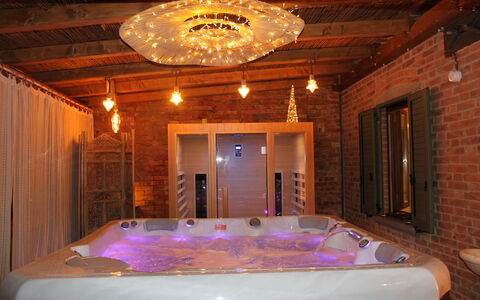 Holiday Home Croce With Spa: Interior Design, Furniture, Wood, Flooring, Ceiling, Floor, Lighting, Light Fixture, Room, Home