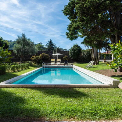 Villa Tambellini De Fondra: Swimming Pool, Shrub, Garden, Resort, Water Feature, Shade, Landscaping, Backyard, Eco Hotel, Hacienda