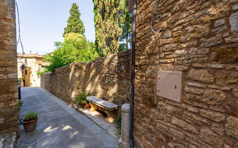 Torre di Serre: Wall, Brick, Rock, Stone Wall, Brickwork, Alley, Flagstone, Cobblestone, Walkway