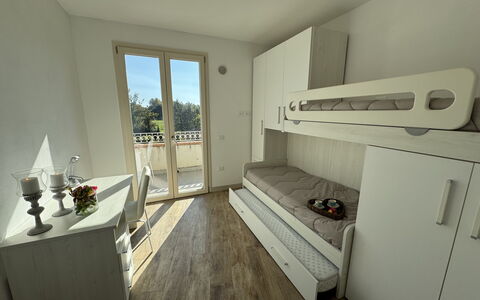Villa al Glicine Proprietà: Apartment, Floor, Flooring, Room, Dormitory, Bedroom, Design, Wood Flooring, Bed