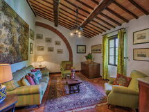 First floor apartment, 1 bedroom with a possible second bedrooms available on request: living room