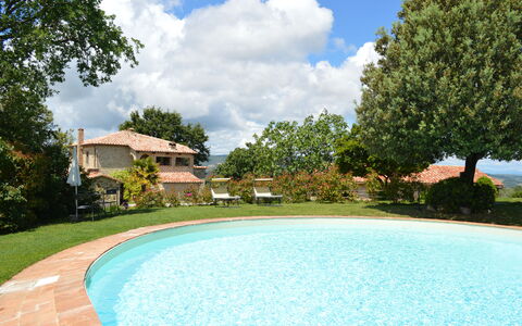 Agriturismo Bellavista, Private Pool, Val D'Orcia: Swimming Pool, Resort, Eco Hotel, Garden, Outdoor Furniture, Hacienda, Estate, Farmhouse, Yard, Landscaping